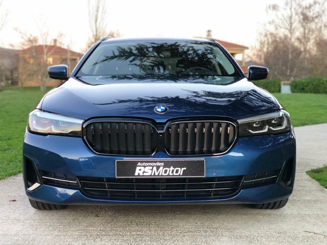 BMW 520dA TOURING G31.