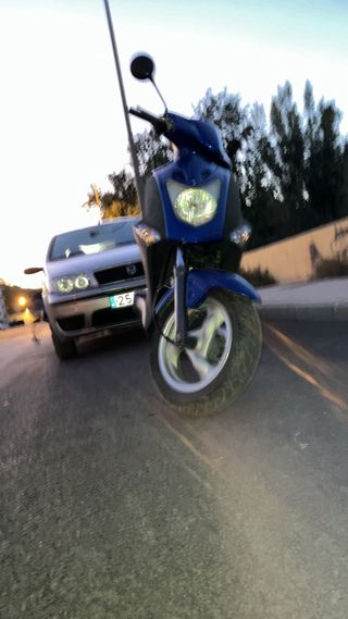 kymco agility city 50 scooter