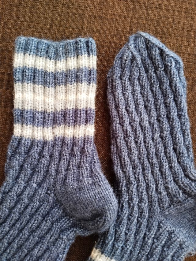 Calcetines de lana hechos a mano