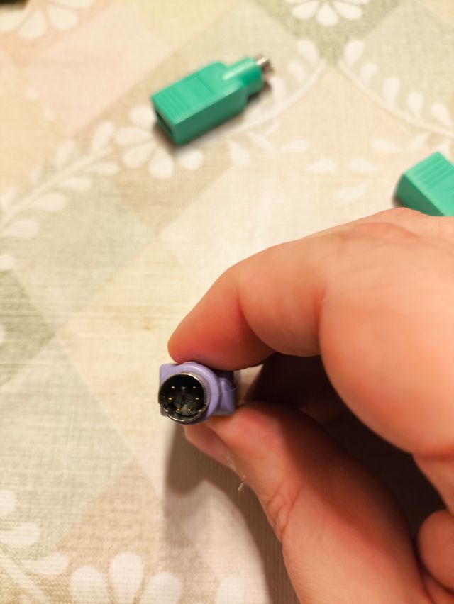 Adaptadores USB a PS2 (2 morados, 2 verdes)