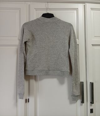 Rebeca / Cárdigan de Bershka