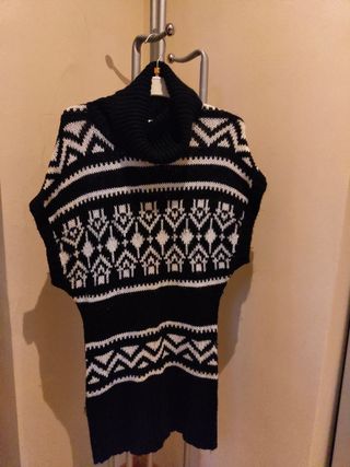 Vestido de punto con cuello alto