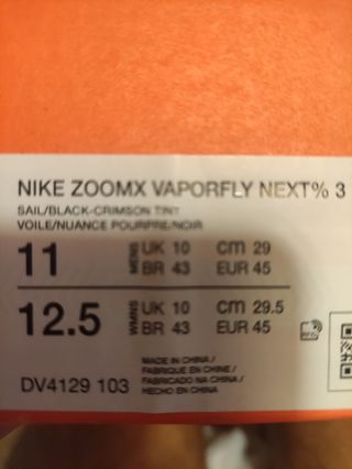 Zapatillas Nike Vaporfly Next 3 Blancas/Negras. 