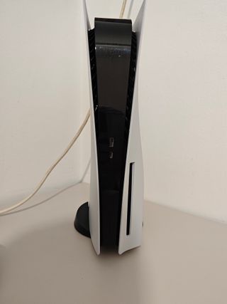 Ps5 con lector y 2 Juegos FIFA 25 y COD MW3