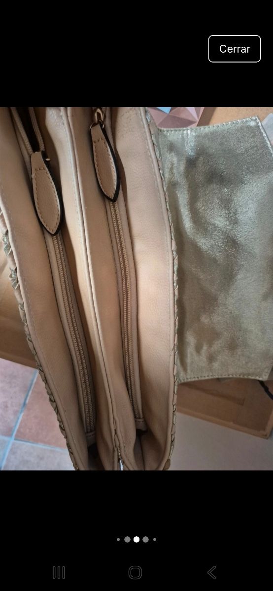 Borsa beige-oro con diamanti