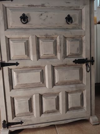 Máquina de coser Alfa antigua