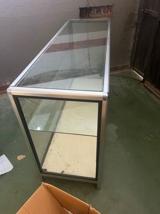 Vitrina Cristal y Aluminio
