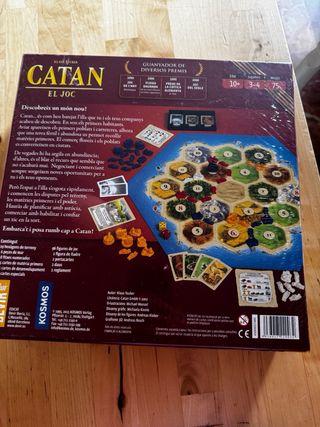 Juego Catan en Catalán. sin estrenar. con celofán 