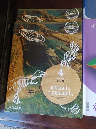 Se venden libros de 4 la eso
