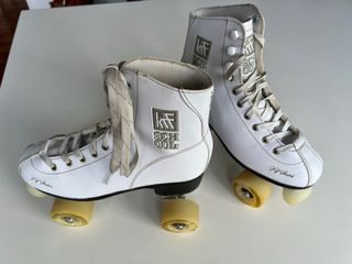 Patines blancos talla 39