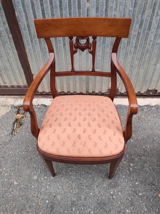 Juego 4 Sillas y 2 Sillones Clásicos Madera