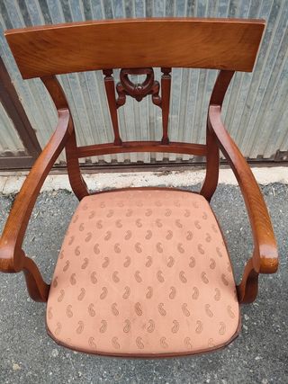 Juego 4 Sillas y 2 Sillones Clásicos Madera