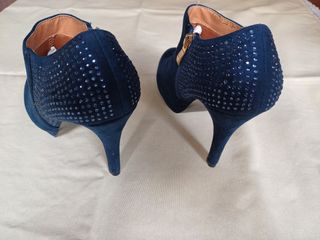 Botines Azul Marino con Pedrería Talla 38