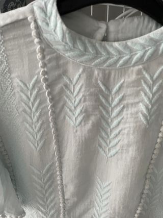 Blusa bordada El Corte Inglés Talla M