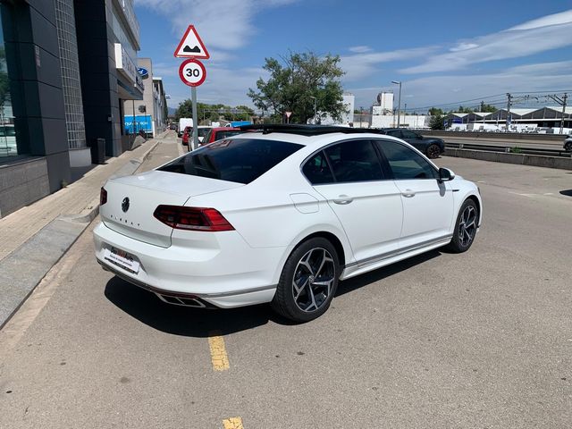Volkswagen Passat RLine 2.0 TDI 110kW 150CV