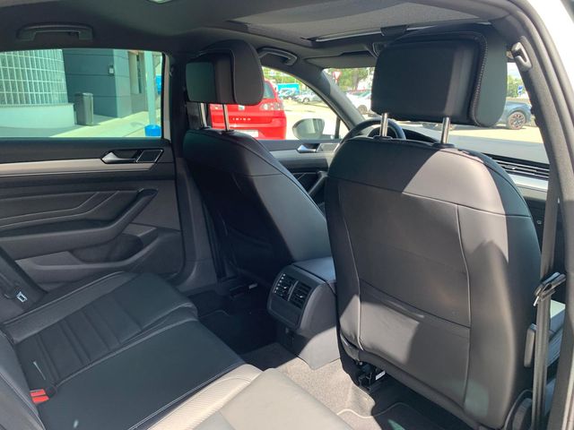 Volkswagen Passat RLine 2.0 TDI 110kW 150CV
