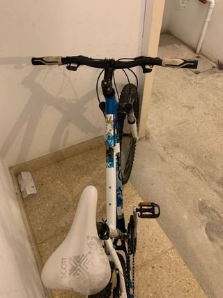Bicicleta MTB Scott mujer