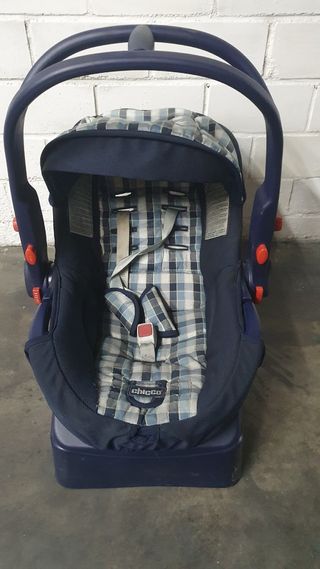 Silla de coche Chicco con base Isofix