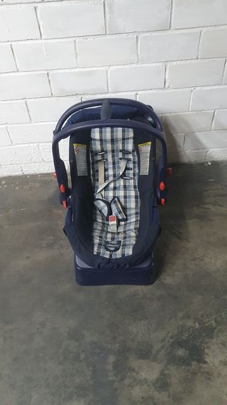 Silla de coche Chicco con base Isofix