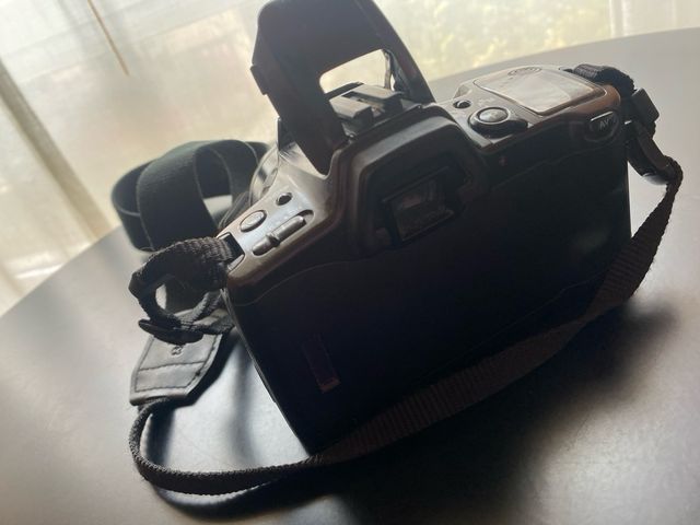 Minolta Dynax 500si Cámara Analógica Negra