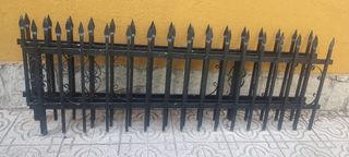 Valla hierro forjado+puerta peatonal+puertas garaj