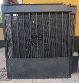 Valla hierro forjado+puerta peatonal+puertas garaj