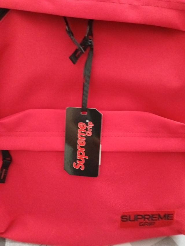 Mochila Supreme Grip Roja