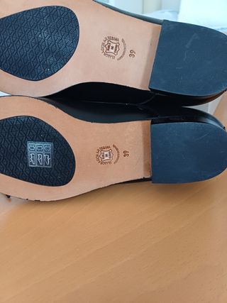 Botines ortopédicos negros con cordones