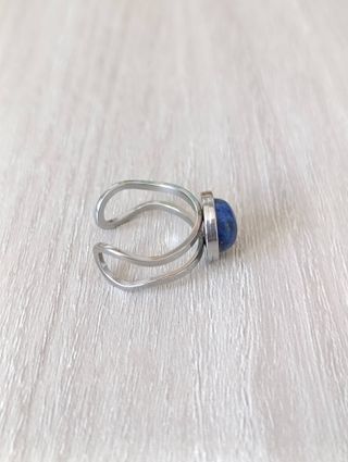 Anillo ajustable de lapislázuli