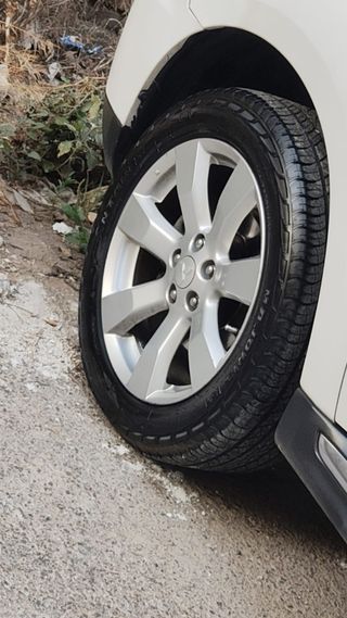 Mitsubishi Outlander 2011
