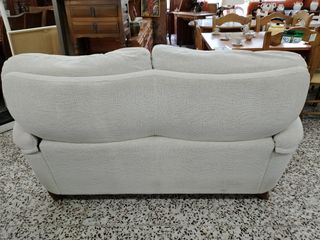 SOFÁ 2 PLAZAS BLANCO ROTO