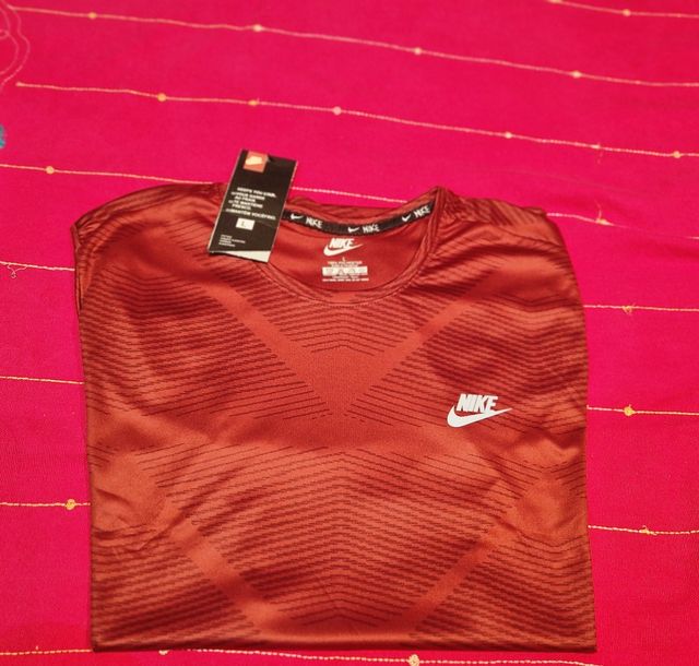 Camiseta Nike Hombre Roja Talla L