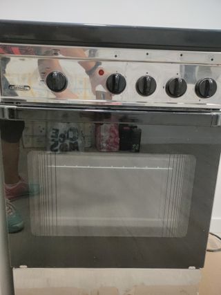 Cocina a gas con horno integrado
