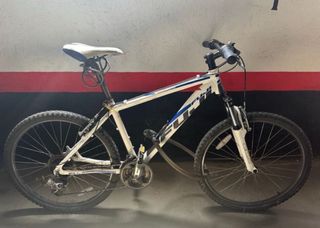 Bicicleta de Montaña Fuji Talla M