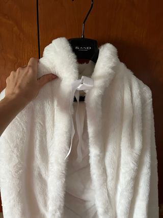 Vestido de Novia Blanco Encaje. Marca Nicole. 