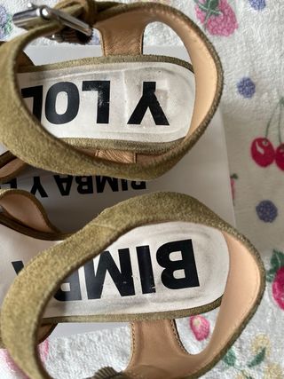 Sandalias Bimba y Lola Tacon Verde Talla 37