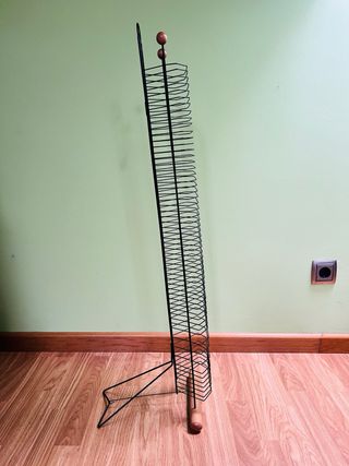 Estantería metálica para CD’s