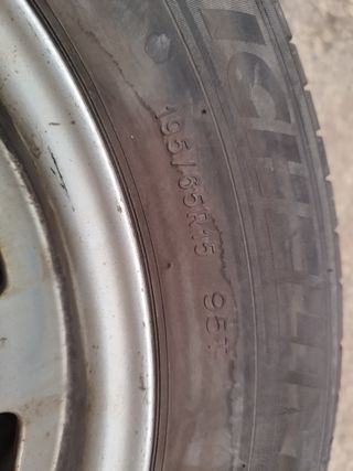 Llantas originales de Audi b5 con neumáticos