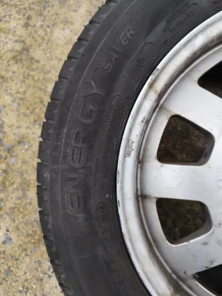 Llantas originales de Audi b5 con neumáticos