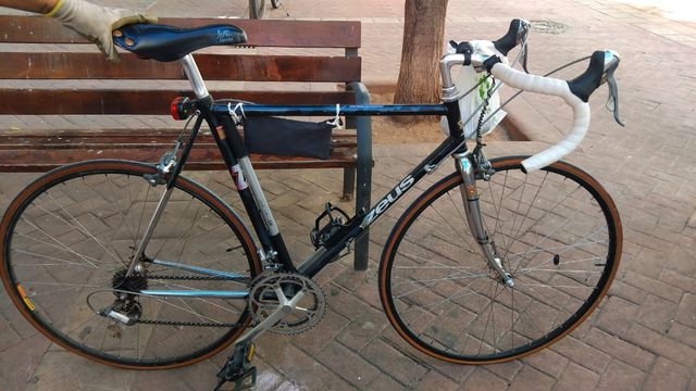 Bicicleta Zeus Clásica