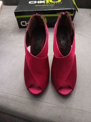 Zapatos de tacón alto burdeos