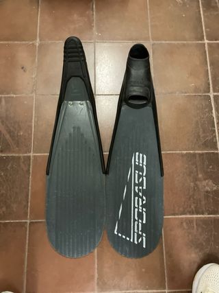 Aletas de buceo y pesca submarina