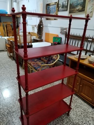 Estantería auxiliar roja de madera