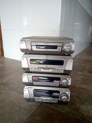 Cadena de música Technics Plata