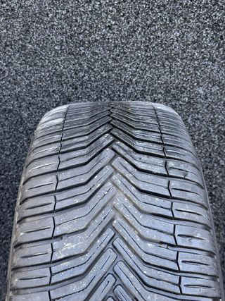 Llantas Audi Michelin CrossClimate 235/55R17