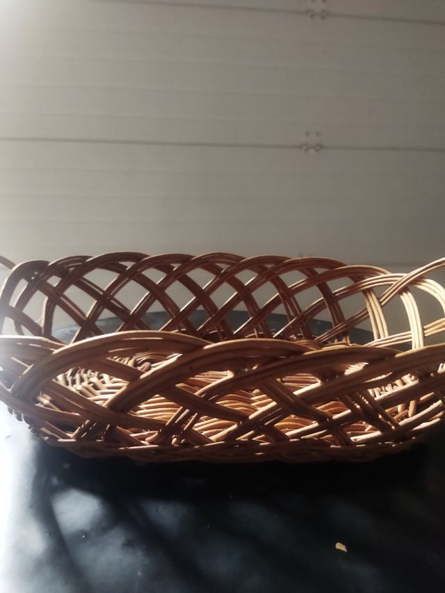 Cesta de mimbre ovalada