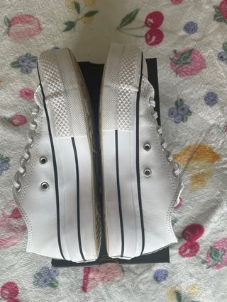 Converse Chuck Taylor All Star Lift Piel Blancas