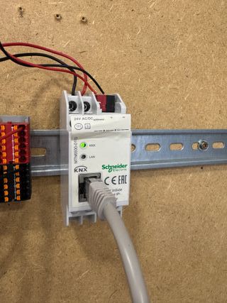 Interfaz KNX/IP Schneider Electric MTN6500-0113