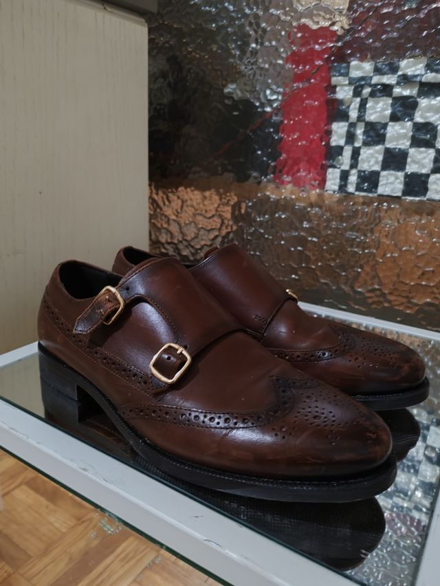 Zapatos de vestir marrones con doble hebilla