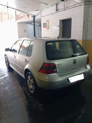 Volkswagen Golf 2001